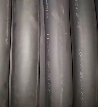 �V��������|